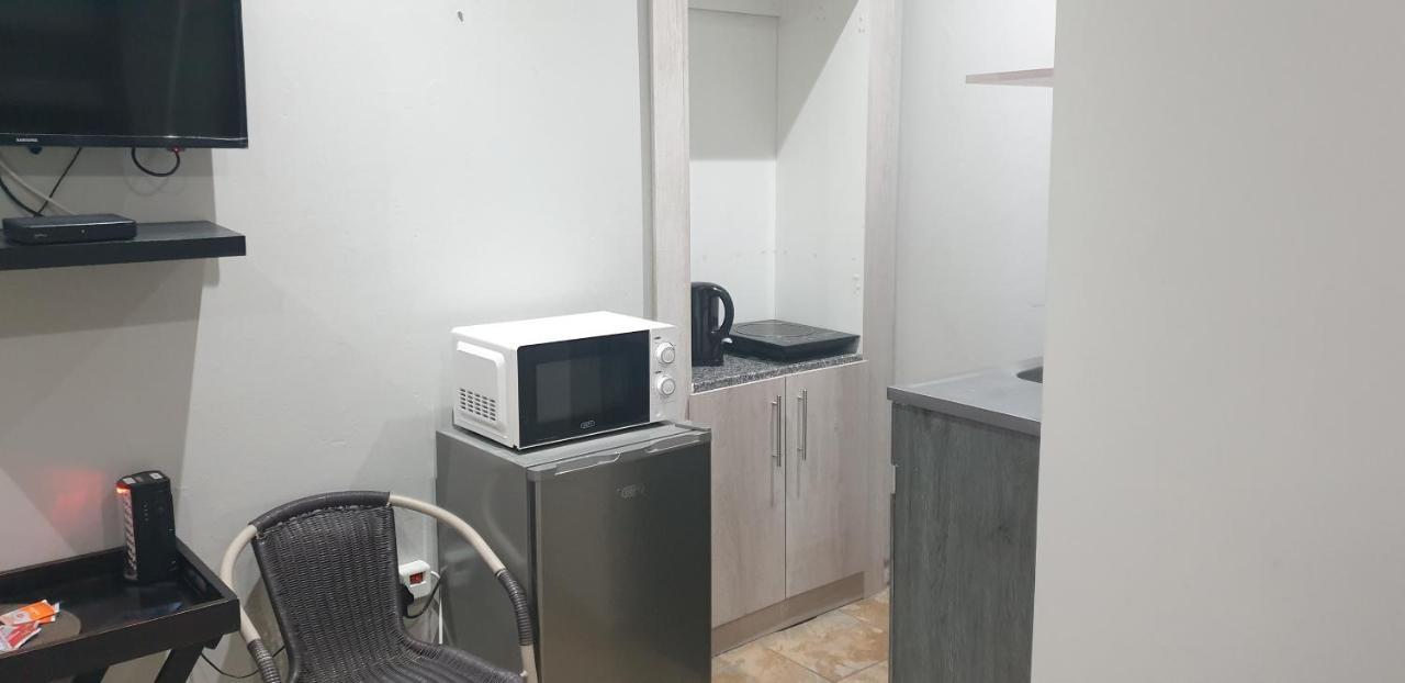 Orchard Guesthouse Блумфонтейн Екстер'єр фото