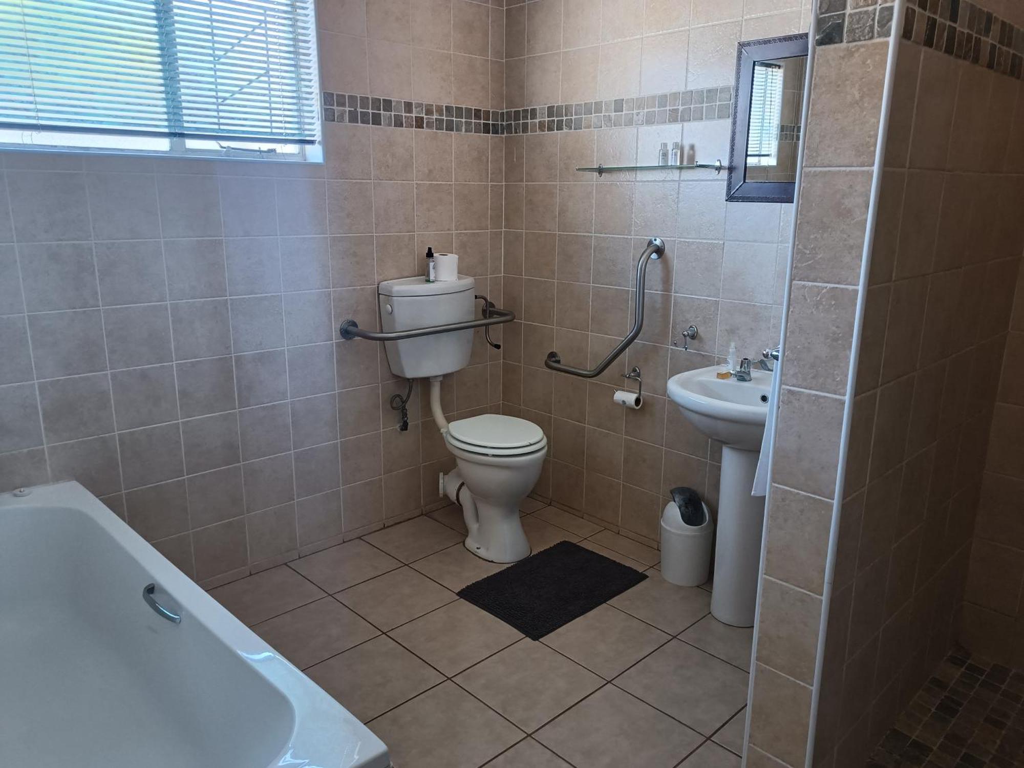 Orchard Guesthouse Блумфонтейн Екстер'єр фото